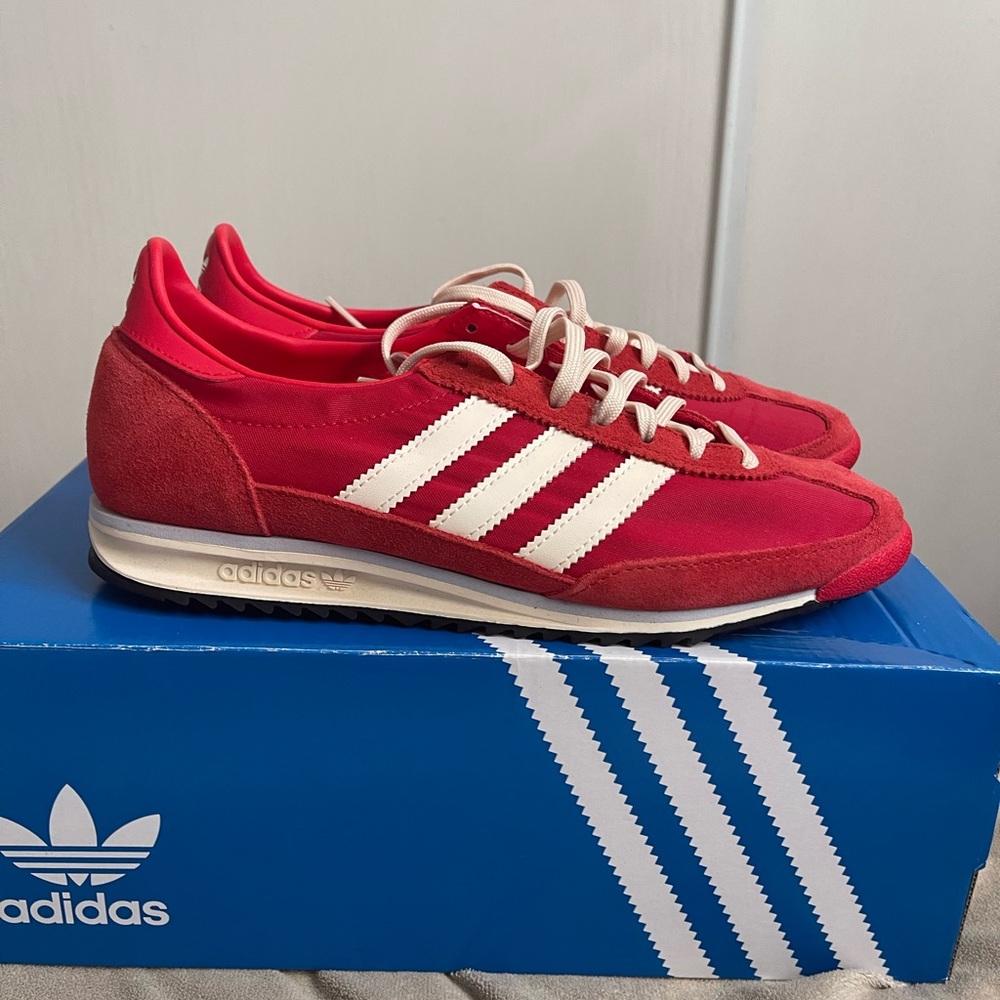 Adidas Classic Red and White Sneakers Size 7.5